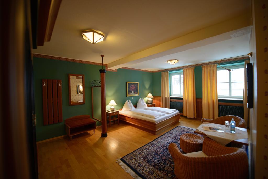 Gasthof Hotel Zweimueller غريسكيرخين الغرفة الصورة