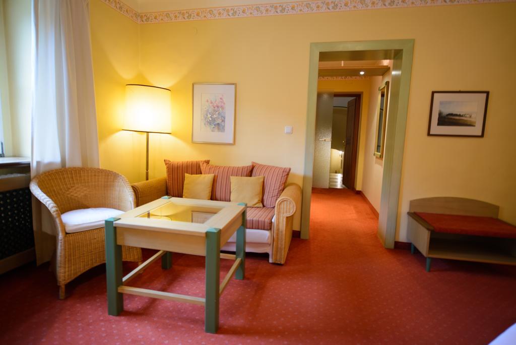Gasthof Hotel Zweimueller غريسكيرخين الغرفة الصورة